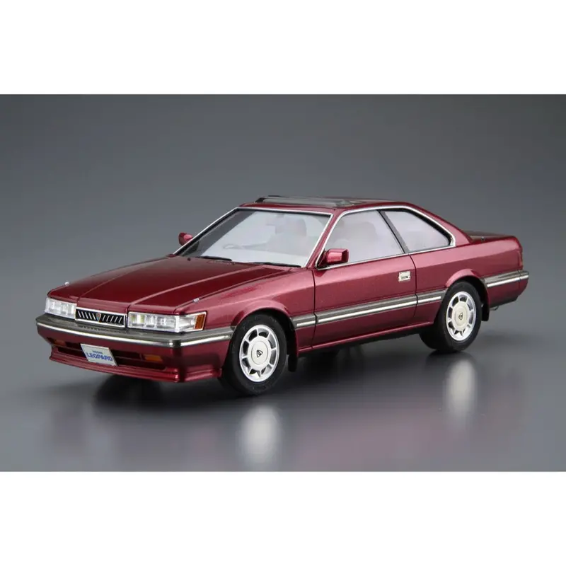 Aoshima 020226 1/24 Nissan Uf31 Leopard 3.0 Ultima '86 1
