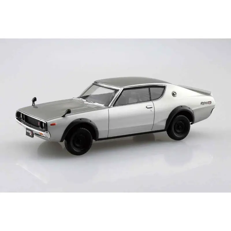 Aoshima 1/32 Snap Nissan C110 Skyline Gt-R Silver 1