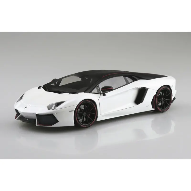 Aoshima A020212 1/24 2015 Lamborghini Aventador Pirelli Edition 1