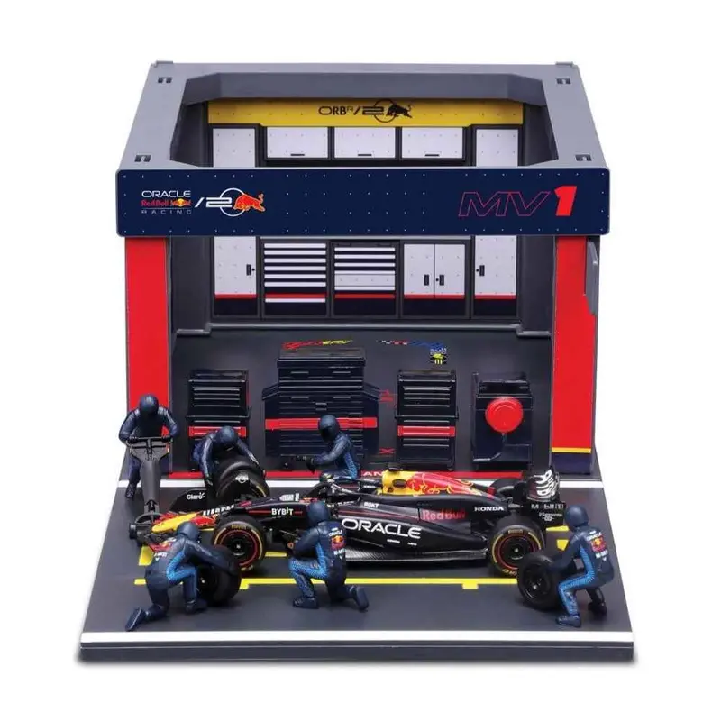 Bburago 38453 1/43 2024 Red Bull No.1 Max Verstappen Pit Pass Competition Set 1