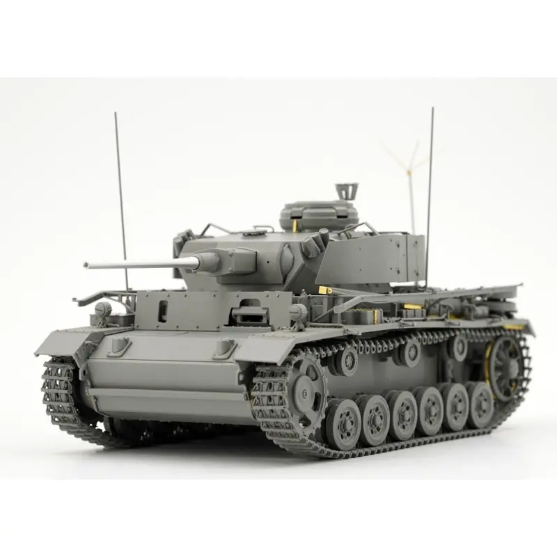 Border Model Bt048 1/35 Pz.Bef.Wg.Iii Ausf.K 2In1 W/Schürzen 2