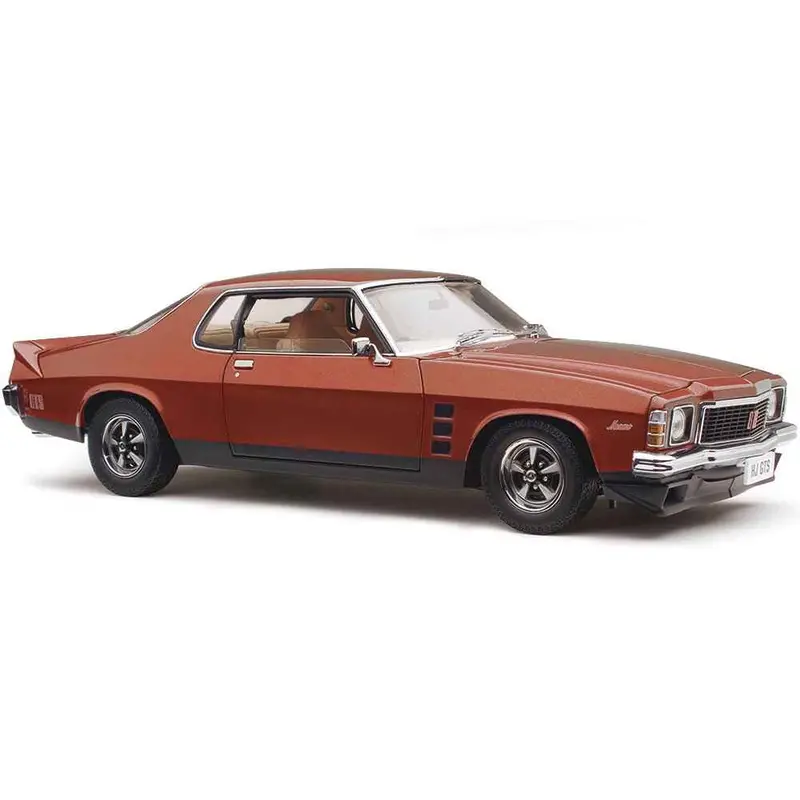 Classic Carlectables 18882 1/18 Holden Hj Monaro Gts Coupe Persian Sand 1