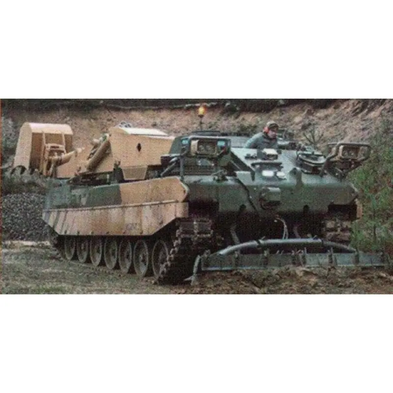 Hobby Boss 84580 1/35 Wisent 2 Aev 1