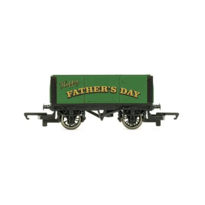 Hornby R60284 Oo 2025 Fathers Day Wagon 1