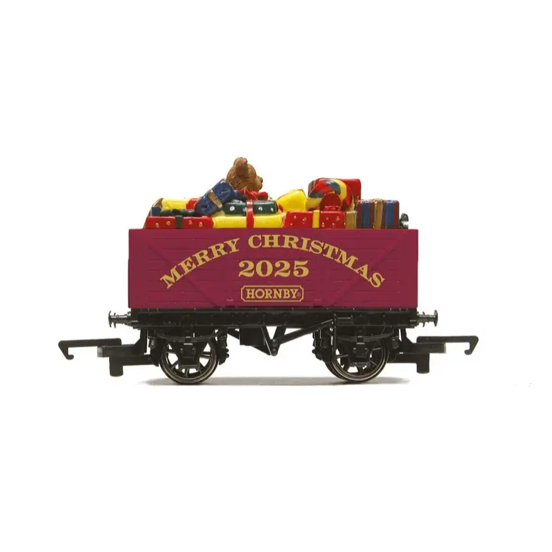 Hornby R60316 Oo 2025 Christmas Wagon 1