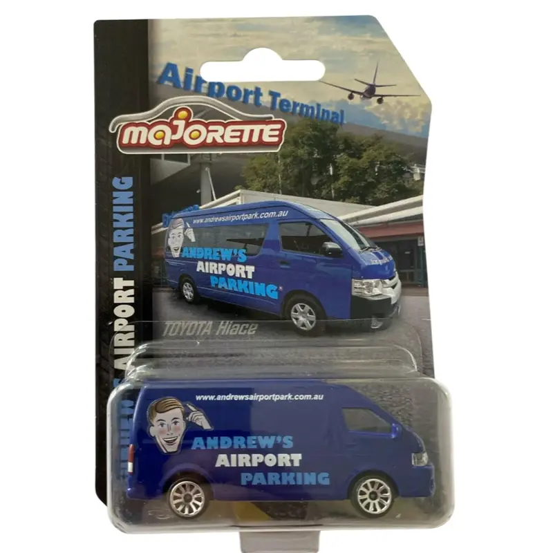 Majorette 75524 Andrew's Airport Parking Toyota Hicace 1