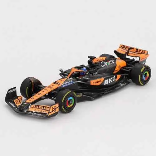 Mini Gt Mgt01146-L 1/64 Mclaren Mcl38 - #81 Oscar Piastri - 2024 F1 2024 Hungarian Gp Winner 1