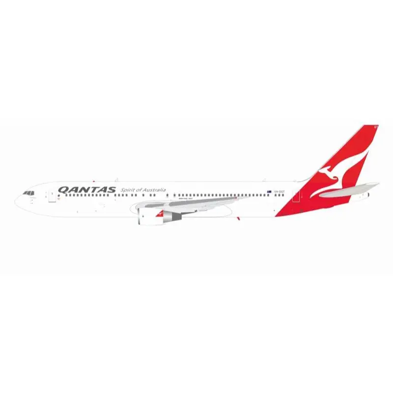 Panda Model 62518 1/400 Qantas Boeing 767-300 Vh-Ogt 1