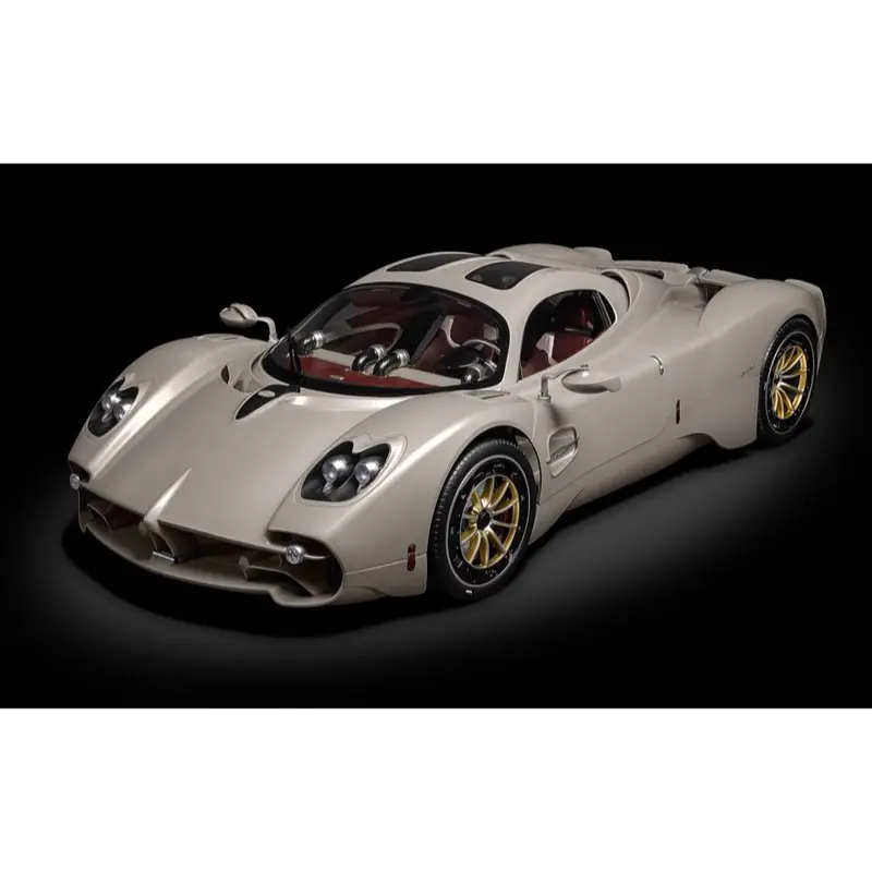 Pocher 1/8 Hk120 Pagani Utopia Coupe Rinascimento Lucido Diecast Model Kit 1