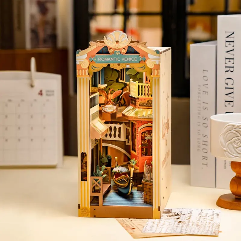 Robotime Rolife Diy Bookends Romantic Venice 2