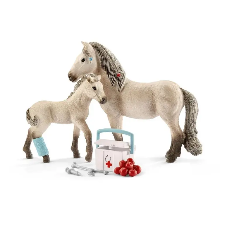 Schleich 42430 Horse Club Hannah First-Aid Kit 1