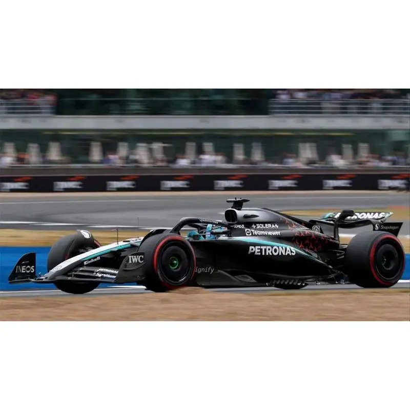 Spark S9598 1/43 Mercedes W16 No.63 Mercedes-Amg Petronas Formula One Team British Gp 2025 George Russell 1