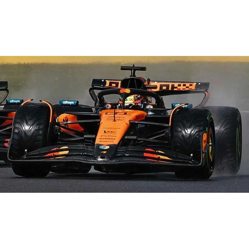 Spark S9641 1/43 Mclaren Mcl39 No.81 Mclaren Formula 1 Team Winner Belgian Gp 2025 Oscar Piastri With Rain Tyres 1