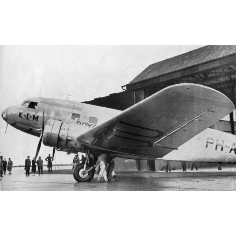 Special Hobby 72511 1/72 Dc-2 Transport Revolution 1